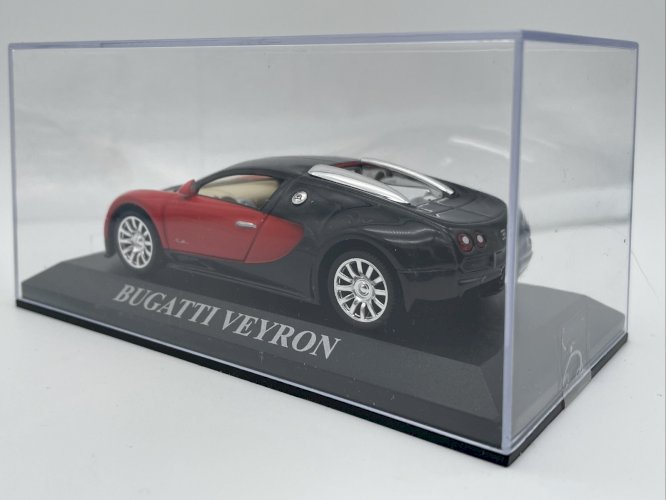  Bugatti Veyron 1/43