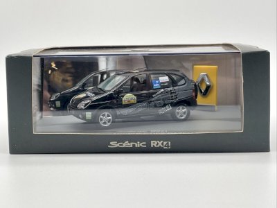 Coffret Renault Scénic RX4 1/43 Universal Hobbies