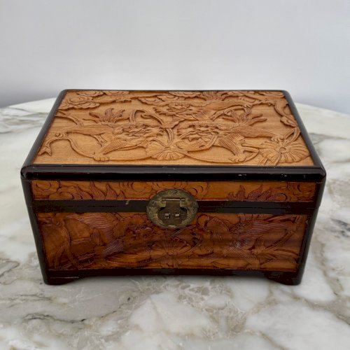 Coffret sculpté travail  XXe Chine M4050
