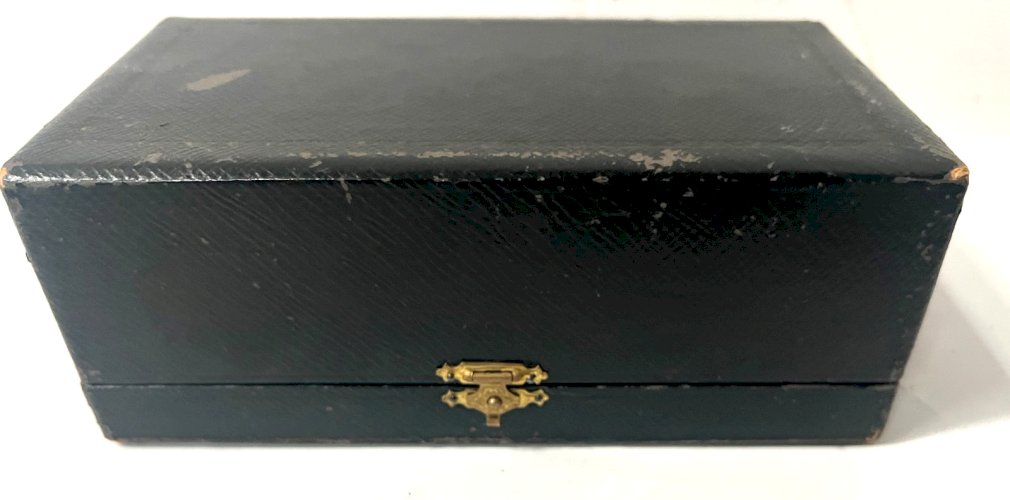 Coffret Sel et Poivre en métal argenté et verre bleuté XX siècle