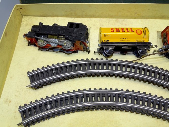 -COFFRET TRAIN GEM HO CIRCUIT D2 ELECTRIQUE JOUET ANCIEN COLLECTION GRENIER  D