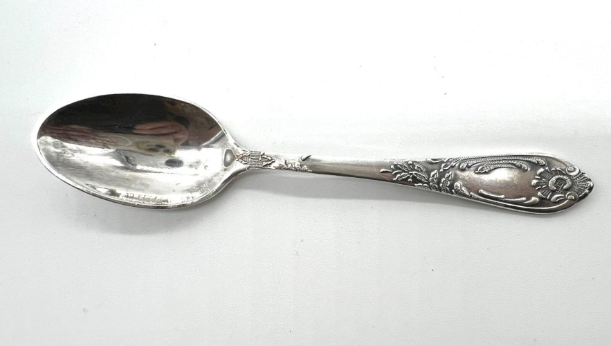 Coffret Vintage de 6 Cuillères à Dessert – Métal Argenté – Russie Soviétique