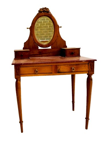 Coiffeuse de style Louis XVI en noyer XX siècle