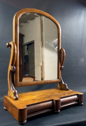 Coiffeuse de table XIXe à deux tiroirs & miroir en noyer d'époque Louis-Philippe