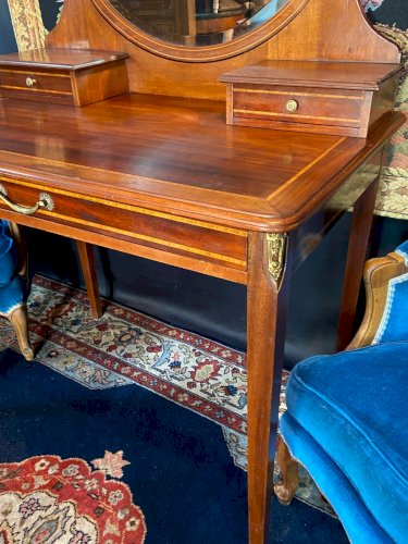 Coiffeuse en acajou & noyer massif avec miroir ovale de style Louis XVI
