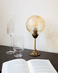 Colette, the vintage lamp No. 400