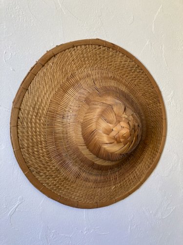 Collection de 7 chapeaux traditionnels vietnamiens