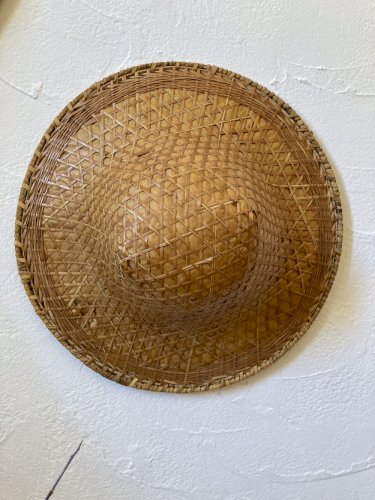 Collection de 7 chapeaux traditionnels vietnamiens