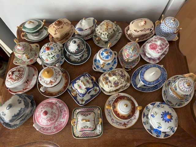 Collection petites soupières et mini tasses