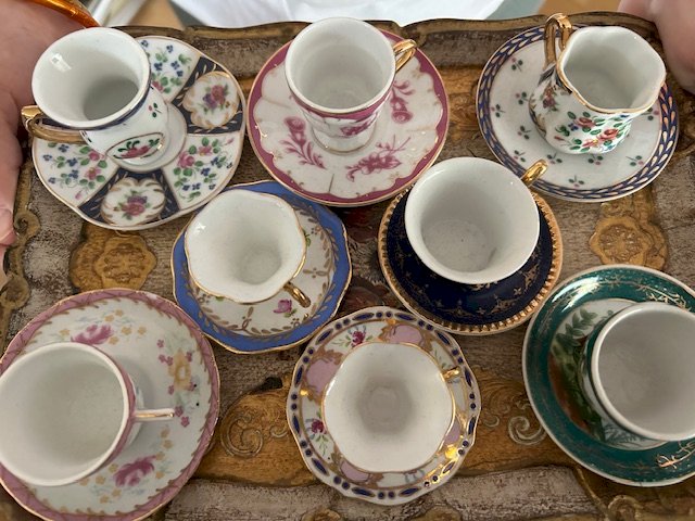 Collection petites soupières et mini tasses