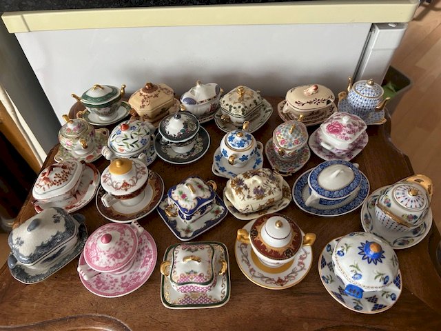 Collection petites soupières et mini tasses