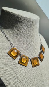 collier ancien émaillée sur cuivre