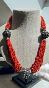 Antique ethnic necklace in coral and silver-plated metal