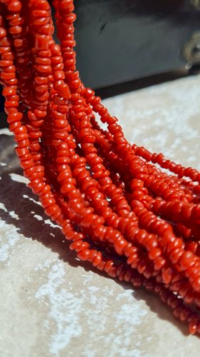 Collier ancien ethnique en corail et métal argenté