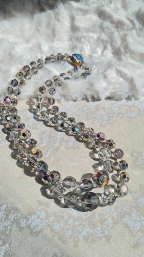 Collier ancien perles  boréales en cristal à facettes années 50