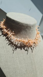 Collier ancien- ras de cou en corail