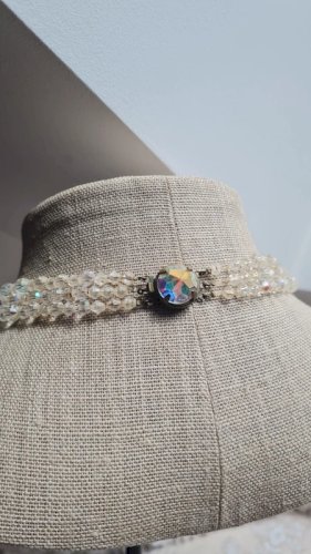 Collier ancien -ras de cou- trois rangs perles boréales