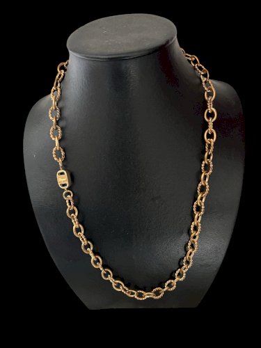 Collier chaîne Salvatore Ferragamo doré signé bijou vintage couture luxe Italie
