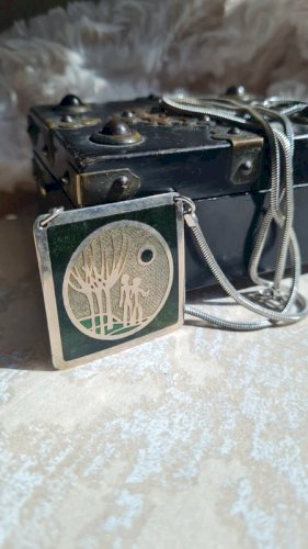 Collier émaillée  de Passillé - Sylvestre Made in canada