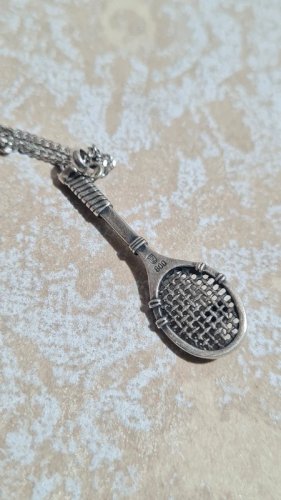 collier en argent 800 et pendentif raquette de tennis