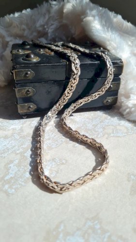 Collier en argent poinçon BO 39.13 GRS