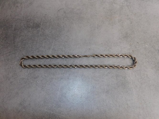 COLLIER EN METAL A MAILLES TORSADEES N° 3
