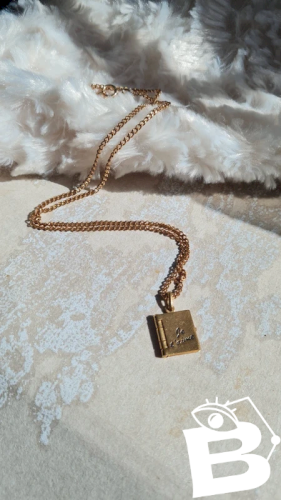 Collier et pendentif plaqué or ( livret Je TAime )