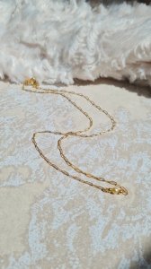 Collier fantaisie  très fin doré