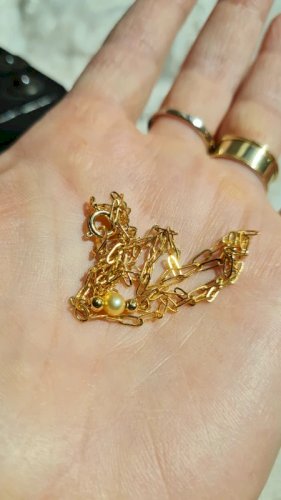 Collier fantaisie  très fin doré