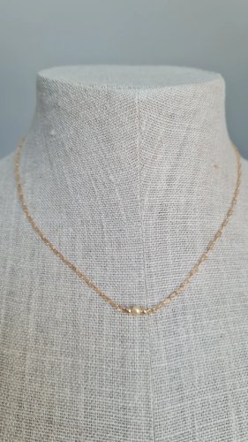 Collier fantaisie  très fin doré