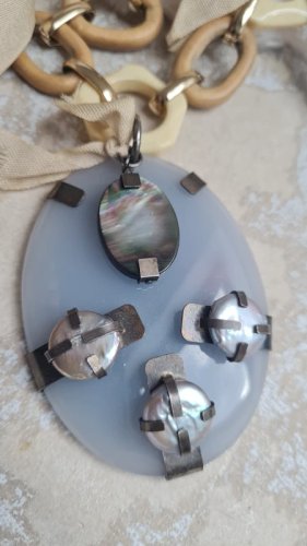 Collier Lanvin à restaurer
