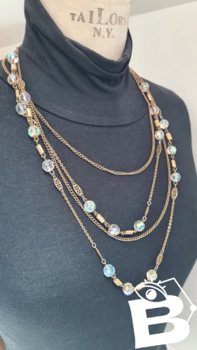 Collier long ancien - perles boréales