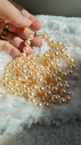Collier long de fausses perles vintage