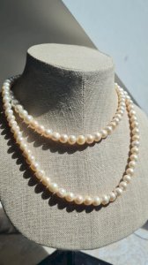 Collier long de grosses perles deau douce vintage