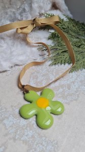 Collier oversize fleur style sixties