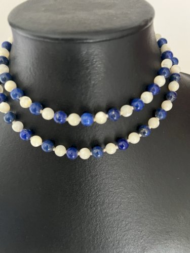 Collier perles lapis-lazuli nacre fermoir or 18 Kt poinçon aigle vintage ancien