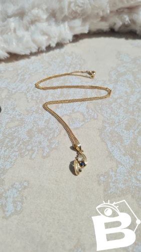 Collier  plaqué or et petits saphirs