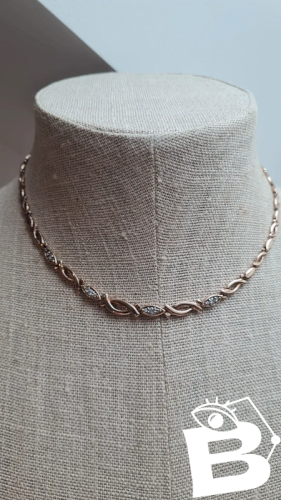 Collier plaqué or Masque et saphir