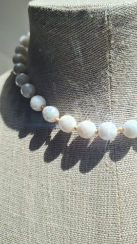 Collier -ras de cou - ancien - collier fantaisie en verre multi-facettes