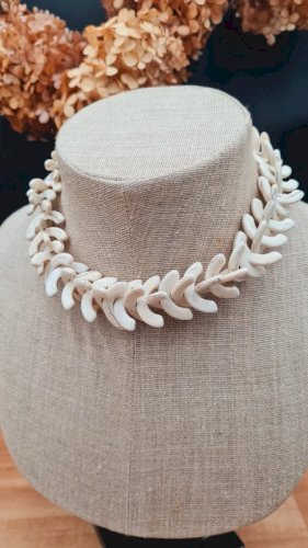 Collier - ras de cou - collier turquoise blanche