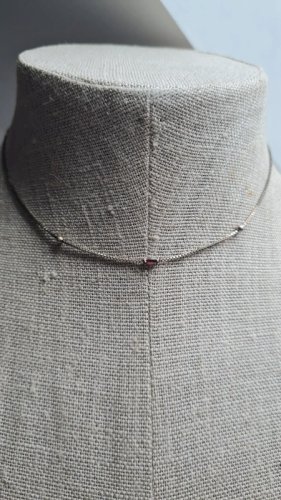 Collier -ras de cou vintage avec saphir