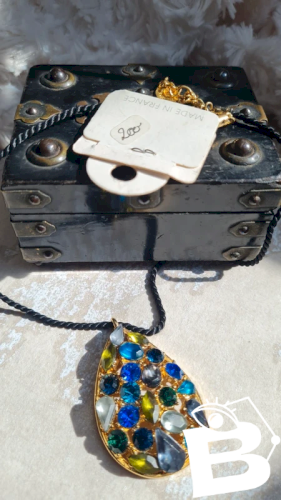 collier-ras de cou - vintage -strass -signé Belle Paris- collier fantaisie