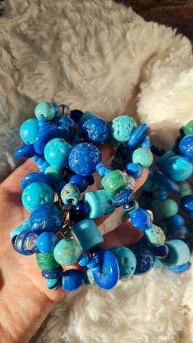 Collier - sautoir en pate de verre