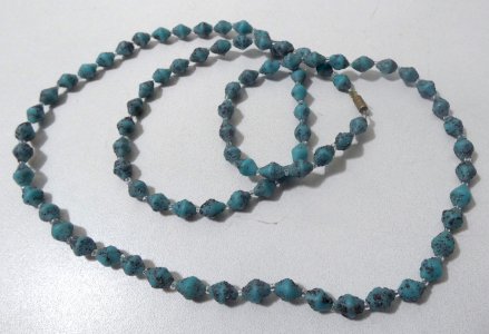 Vintage Bohemian long necklace 115 cm – turquoise glass paste beads