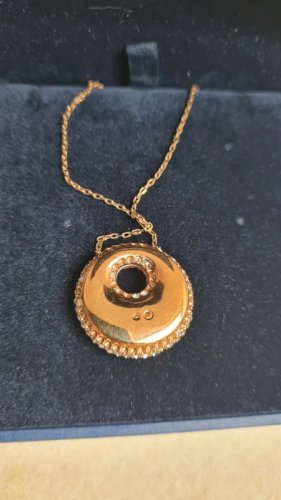 Collier Swarovski : cristaux champagne dans sa boite