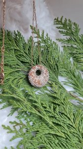 Swarovski necklace: champagne crystals