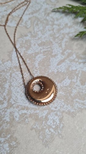 Collier Swarovski : cristaux champagne