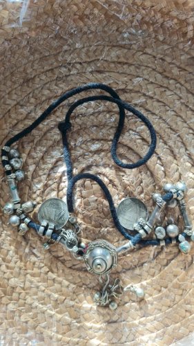 Collier Tribal indien avec pièces de monnaies