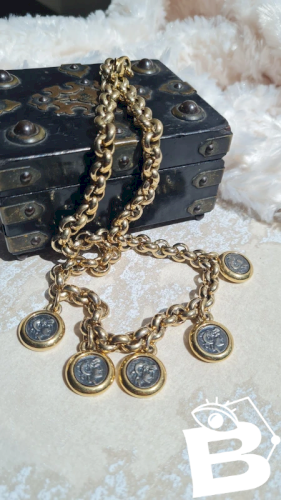 Collier vintage Agatha - Ras de cou à leffigie d Alexandre le grand