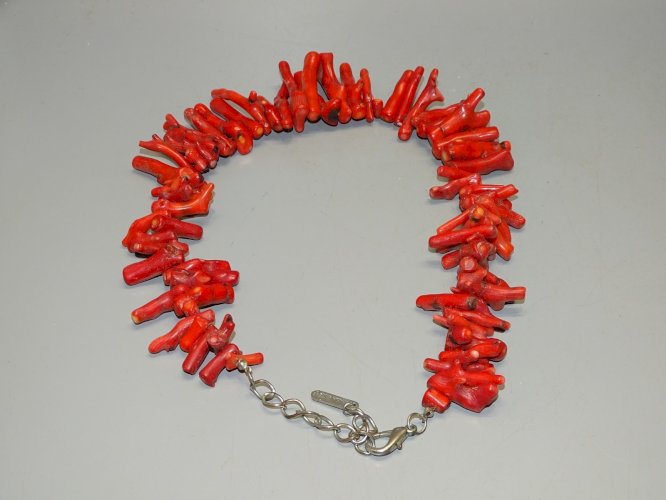 -COLLIER VINTAGE CORAIL ROUGE MARYLIN MODE BIJOU ANCIEN COLLECTION BIJOUX